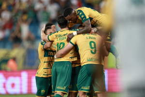 Jogadores do Cuiabá - Foto por: AssCom Dourado