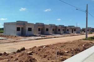 Casas em construção no Residencial Jardim dos Ipês, em Nova Canaã                             Crédito - MT Par