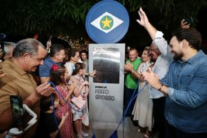 A inauguração lotou a Praça e a Rua Coberta em Chapada, e contou com a presença de diversas autoridades políticas.                             Crédito - Mayke Toscano/Secom-MT