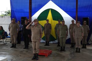 Comandante-geral em substituição legal durante cerimônia de passagem de comando em Várzea Grande  - Foto por: CBM-MT