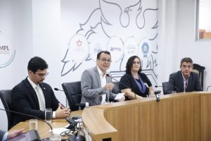 Lúdio reforçou a tese de que uma empresa privada não pode entrar com uma ação e pedir a nulidade de um Decreto do Executivo 							 			 				Foto: 					Helder Faria