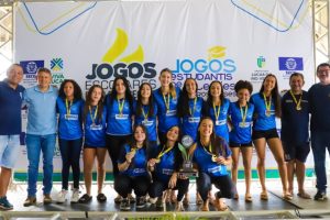 Seleção feminina de Sorriso é campeã de handebol  - Foto por: Ascom Lucas do Rio Verde