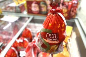 Peru pode ser substituído pelo frango, que tem preço mais em conta  - Foto por: João Reis/Setasc-MT