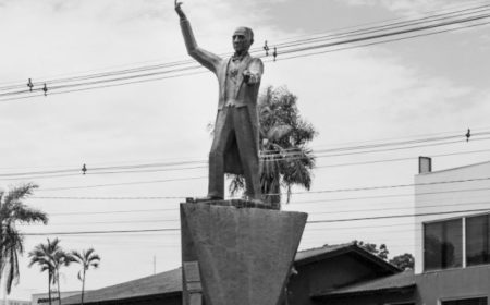 estatua presidente medici