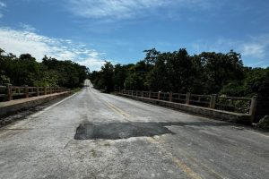 Reparos na ponte sobre o Rio Claro na MT-251  - Foto por: Fiscalização/Sinfra-MT