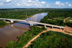 Ponte sobre o Rio Cuiabá entre o Parque Atalaia e o Parque do Lago  - Foto por: Daniel Berigo/Secom-MT