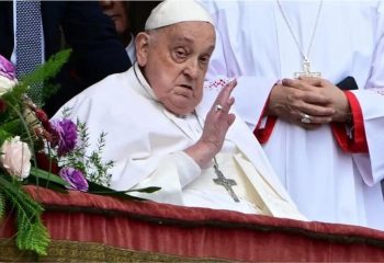 Papa Francisco morre aos 88 anos